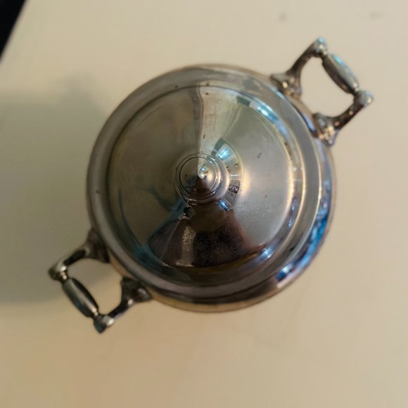 Vintage Manning-Bowman and Company MB Means Best Sugar Bowl with Lid - Picture 6 of 16